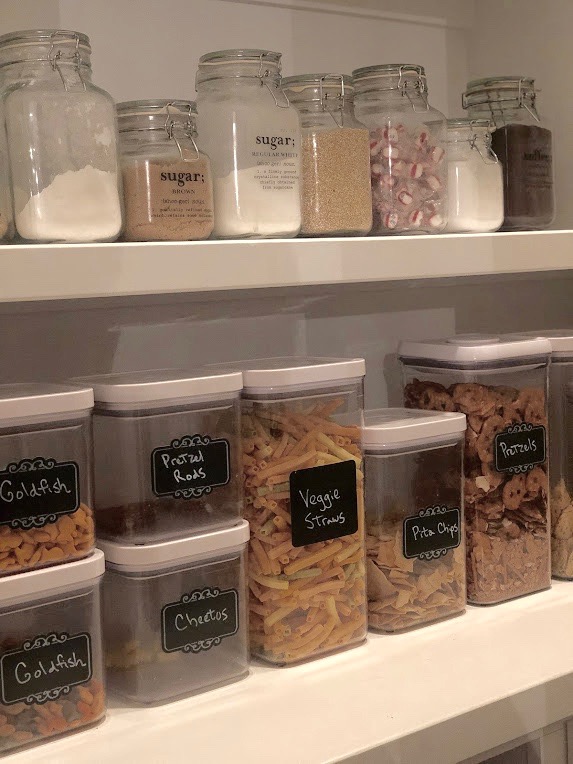 Must Haves Friday- A Pretty&nbsp;Pantry!!!